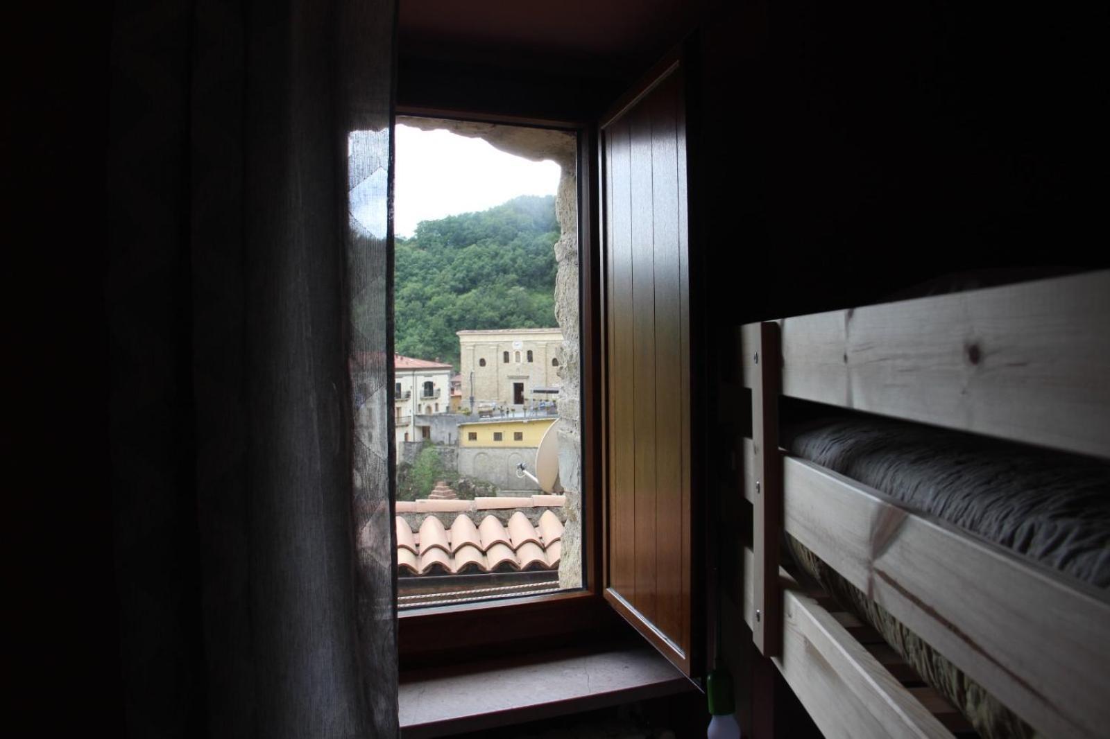 Casa Vacanze Sud E Magia Castelmezzano Exterior photo